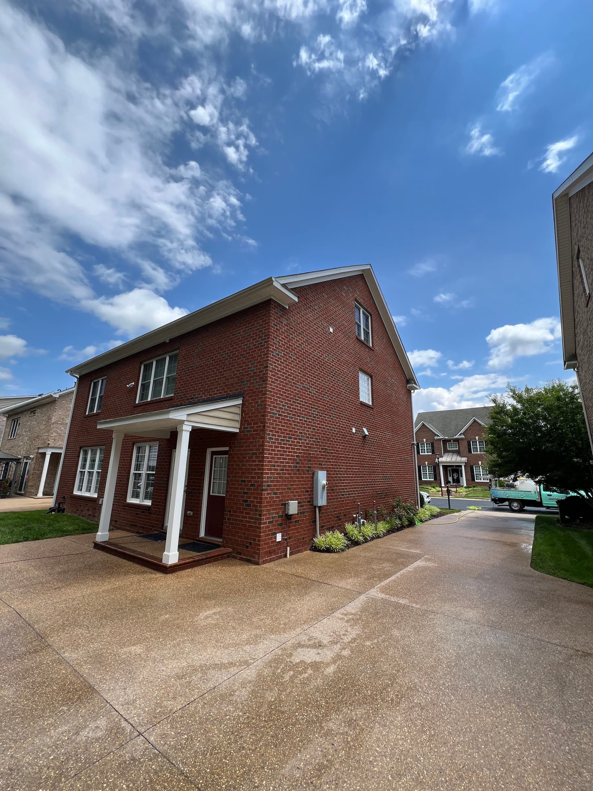 Gallery photos for Glen Allen House Washing Done Right: Image #1