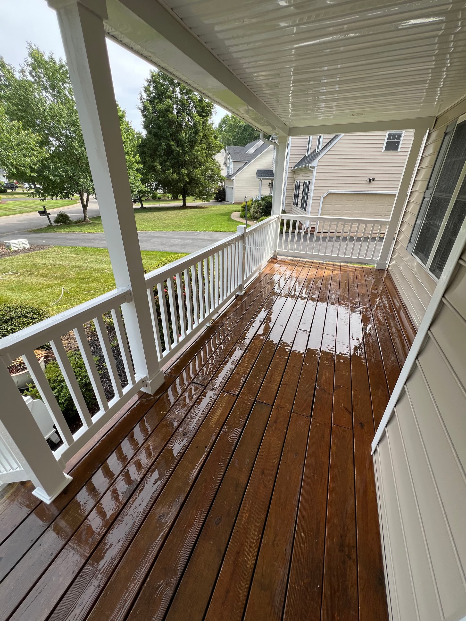 Gallery photos for Full Exterior Cleaning From Siding to Decks to Concrete: Image #3