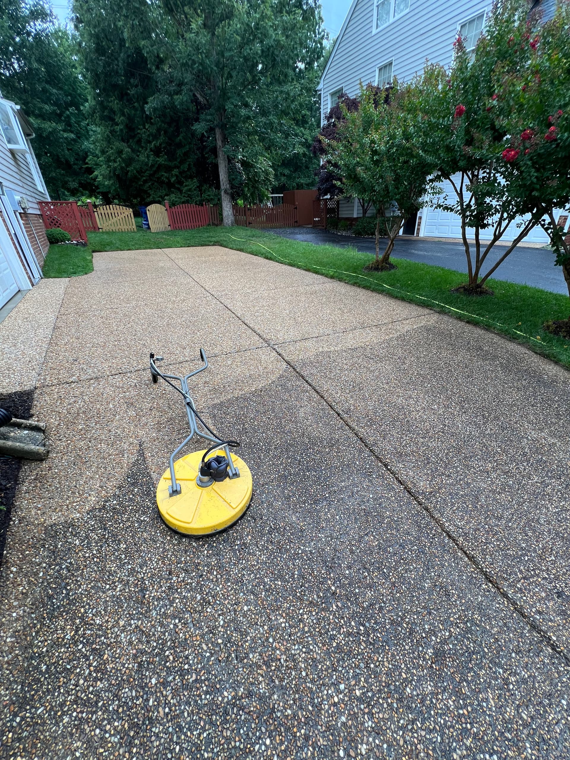 Gallery photos for Full Exterior Cleanup at a Midlothian Home: Image #3
