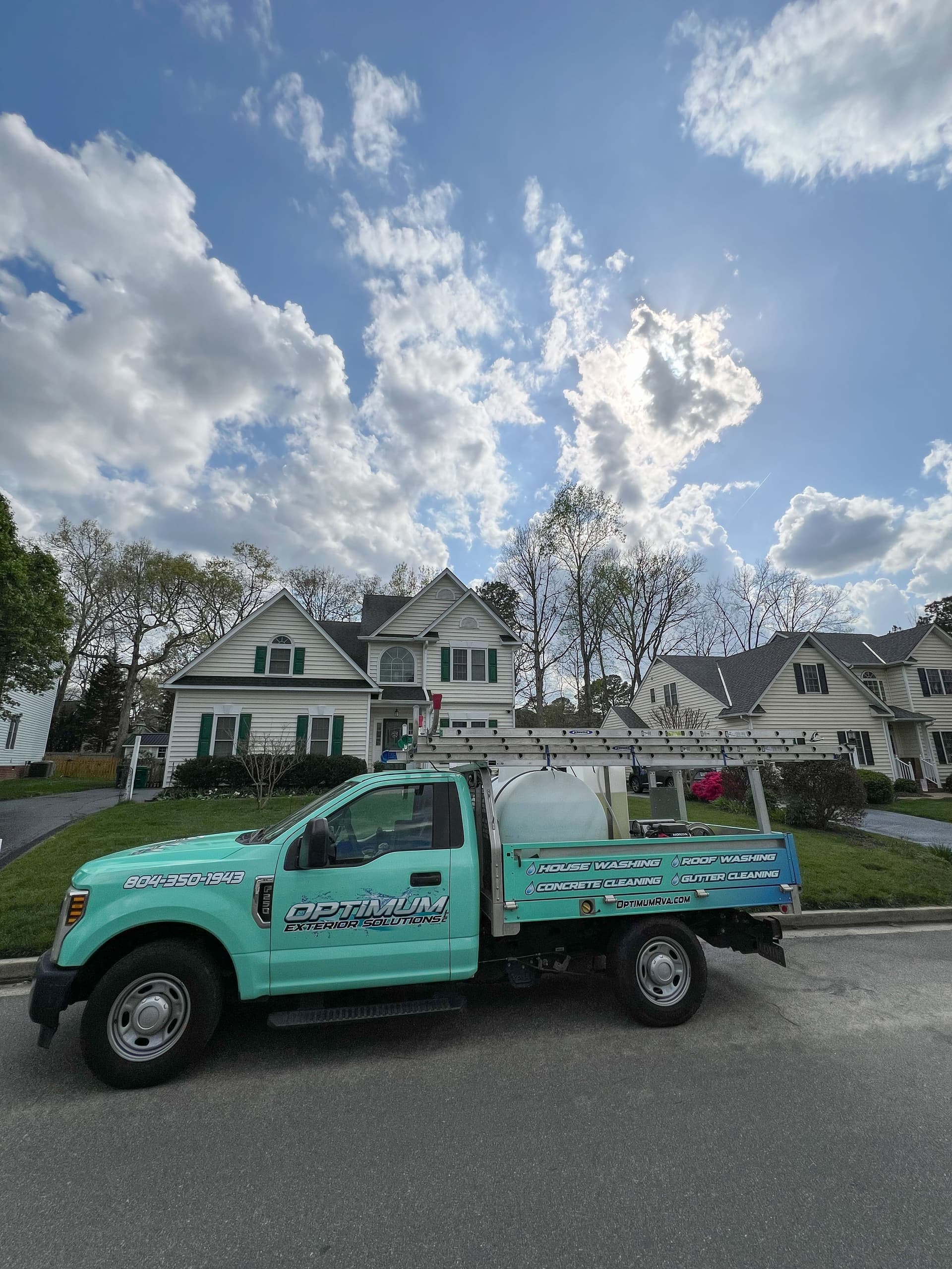 Full Exterior Cleaning Done Right in Glen Allen image