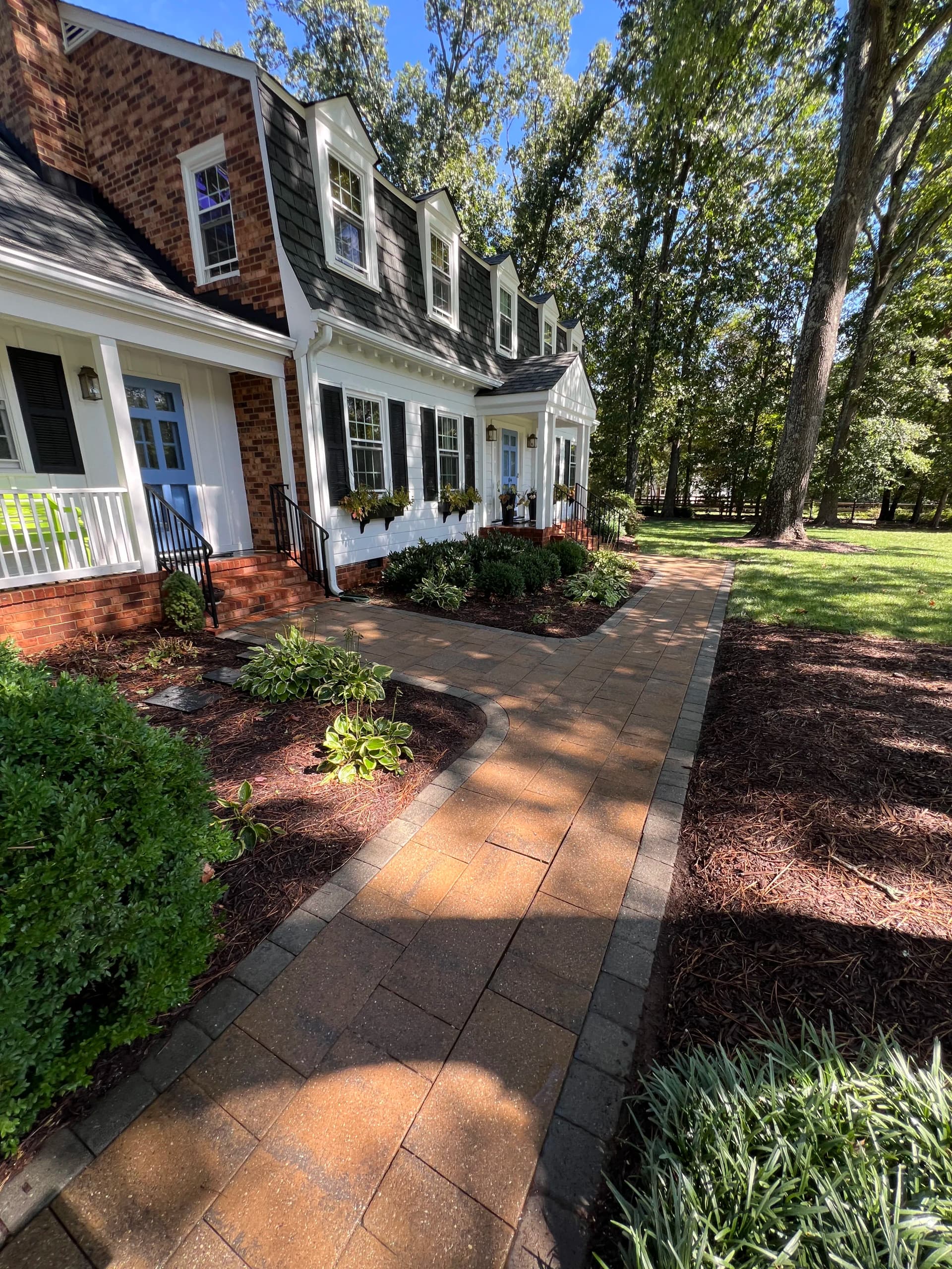 Gallery photos for Roof to Pavers Full Home Exterior Clean on a Beautiful Property: Image #1