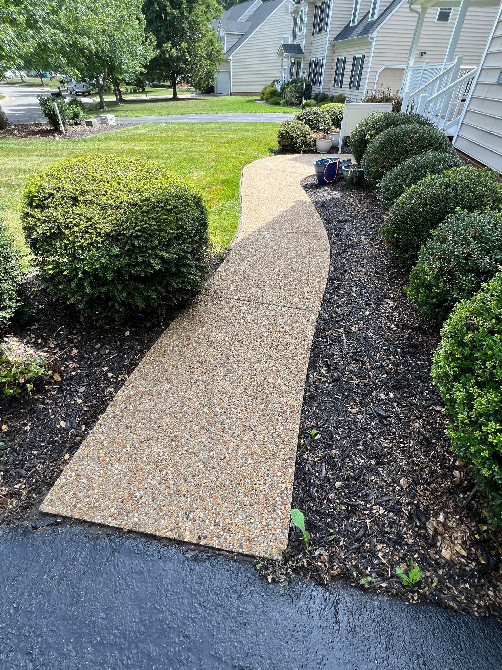 Gallery photos for Full Exterior Cleaning From Siding to Decks to Concrete: Image #2