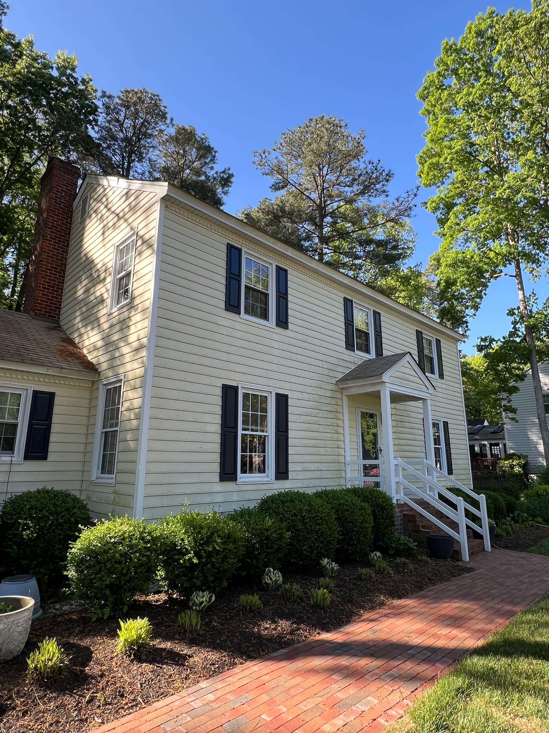 Yellow Home in HenricoGets a Fresh House wash image