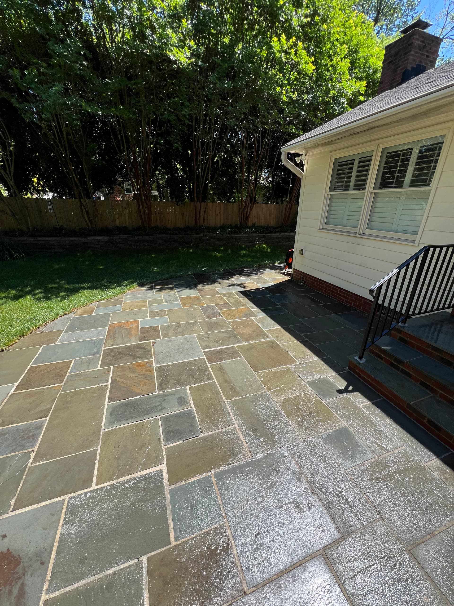 Gallery photos for Bluestone Patios, Concrete Driveway and Paver Sidewalk Cleaned in Richmond: Image #3