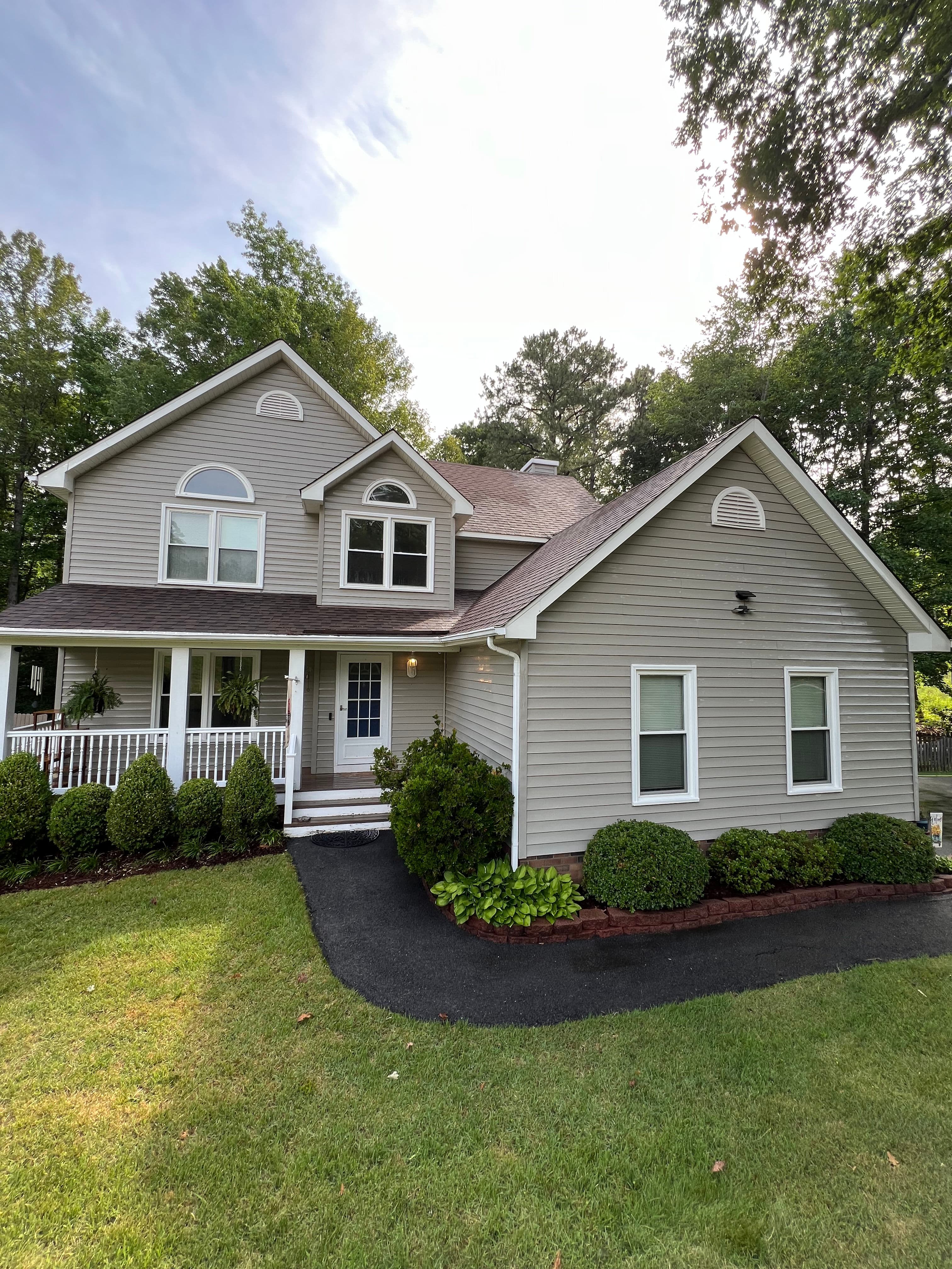 Project House Washing and Deck Cleaning for a Market-Ready Home image