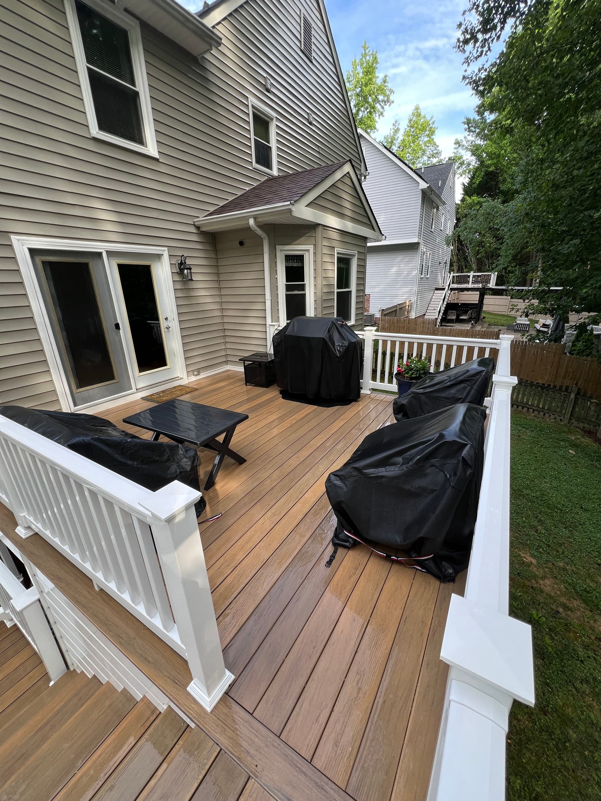 Gallery photos for House Washing and Deck Cleaning for a Market-Ready Home: Image #3