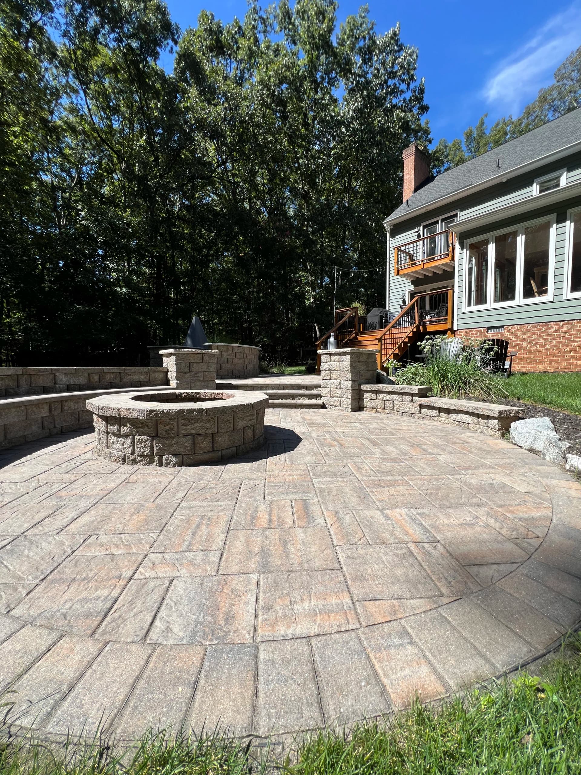 Gallery photos for Paver Patio Deep Clean, Poly Sand, and Natural Sealer: Image #1