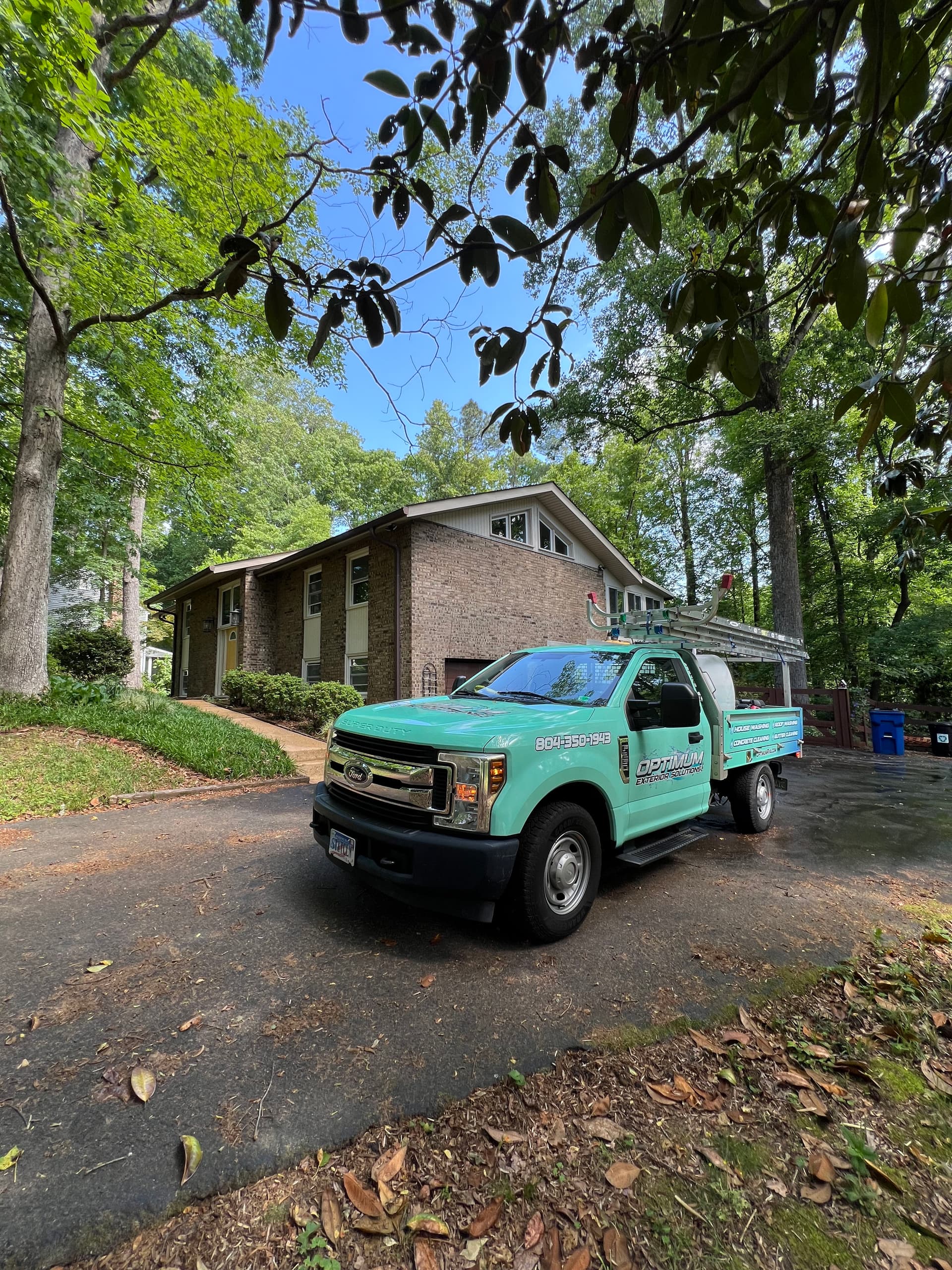 Pre-Listing Exterior Cleaning That Helps Homes Sell image